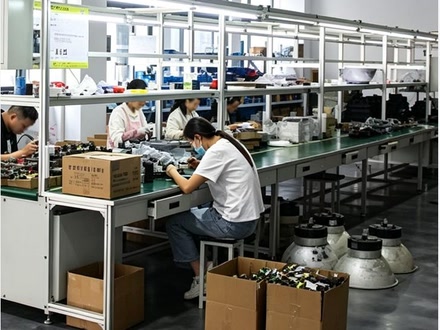 Understand LED life data: LM-80, TM-21, L70 and L90